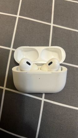 Apple 2nd generation AirPods