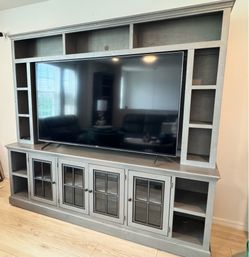 XL Tv hutch and display case
