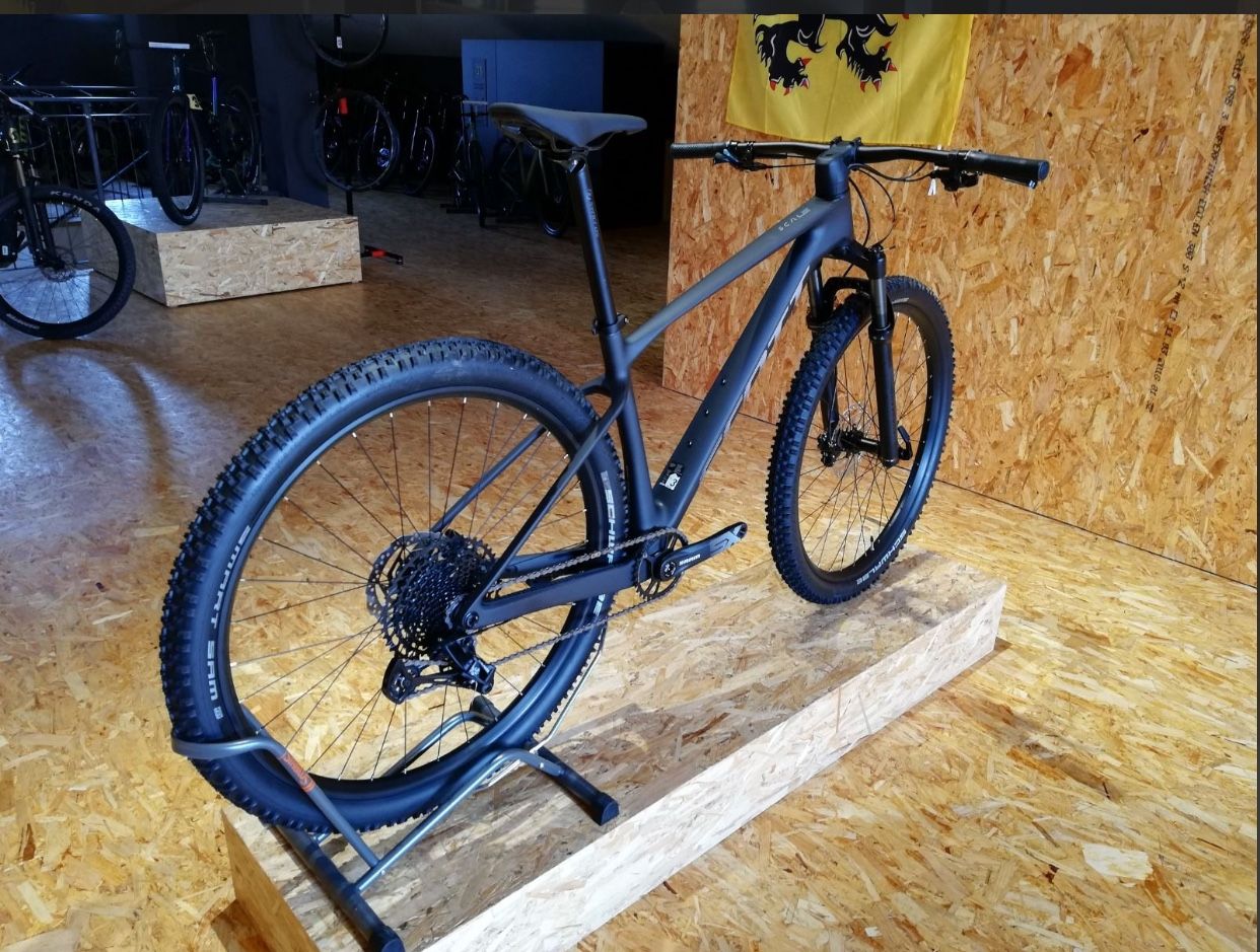 Scale 940
