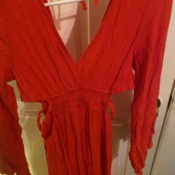 Dress.medium.long.$2