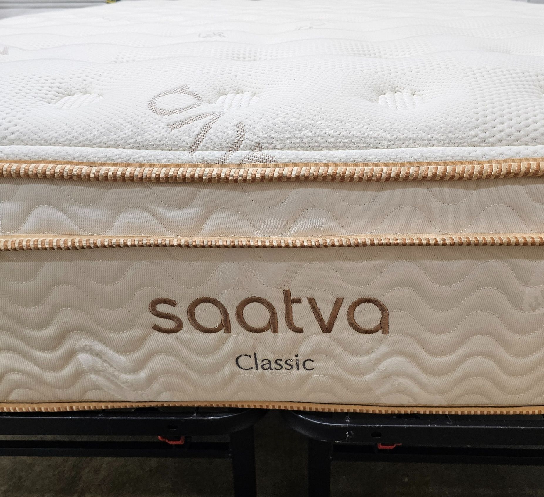 SAATVA Classic Luxury Firm Queen Mattress - Delivery Available