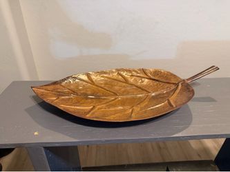 Rustic Metal Vintage Leaf Table Decor