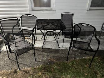 Vintage Wraught Iron Table And Chairs