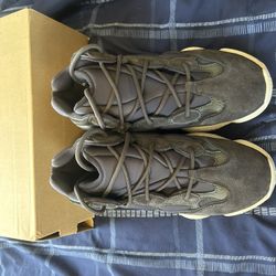 Adias Yeezy 500 High slate