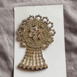 Brooch