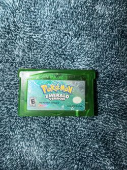 Pokémon Emerald - Game Boy Advance