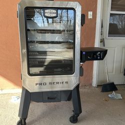 Pit Boss Smoker 