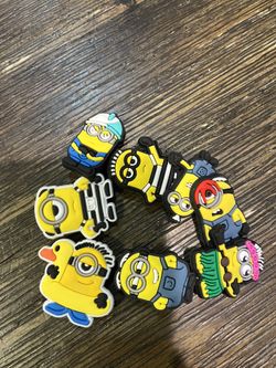 8 Minion Jibbitz