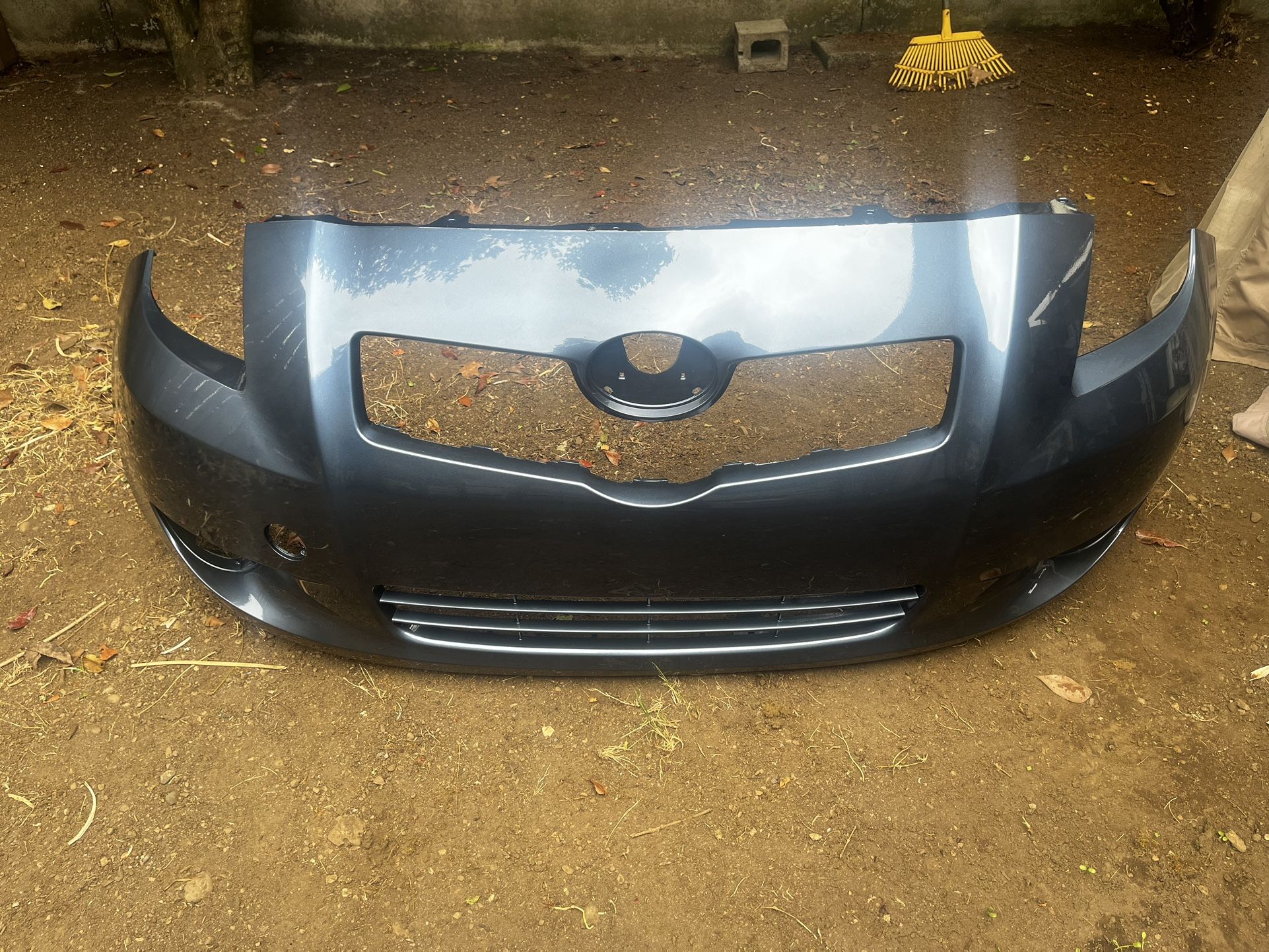 2007-2008 Toyota Yaris Hatchback Front Bumper Cover