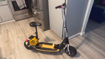 Fat boy scooter  gas engine 4 stroke