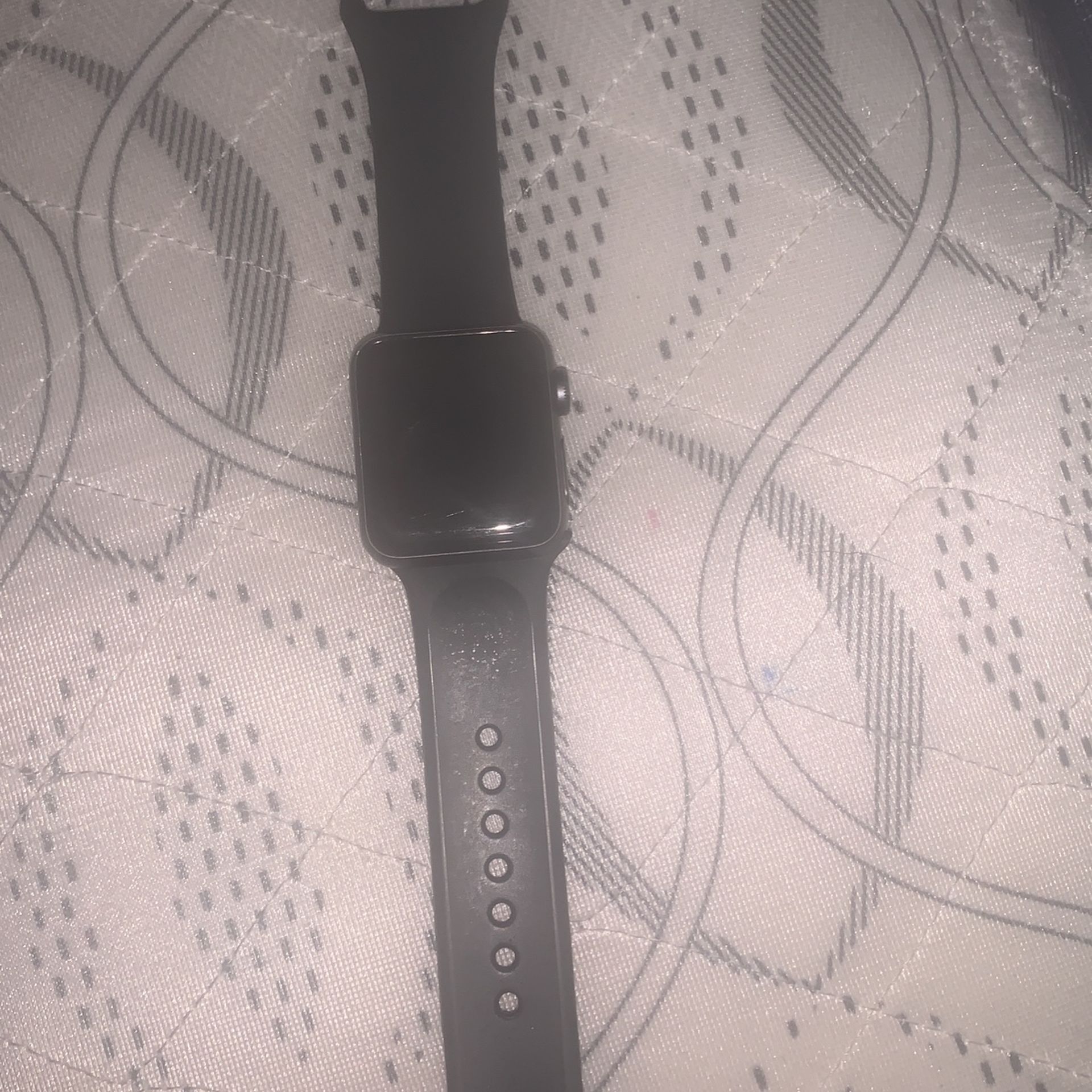 Selling Apple Watch 3 38MM