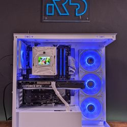 RTX 4070 // Ryzen 7800x3D // 32GB DDR5 // 1TB Gen4 NVMe // WiFi