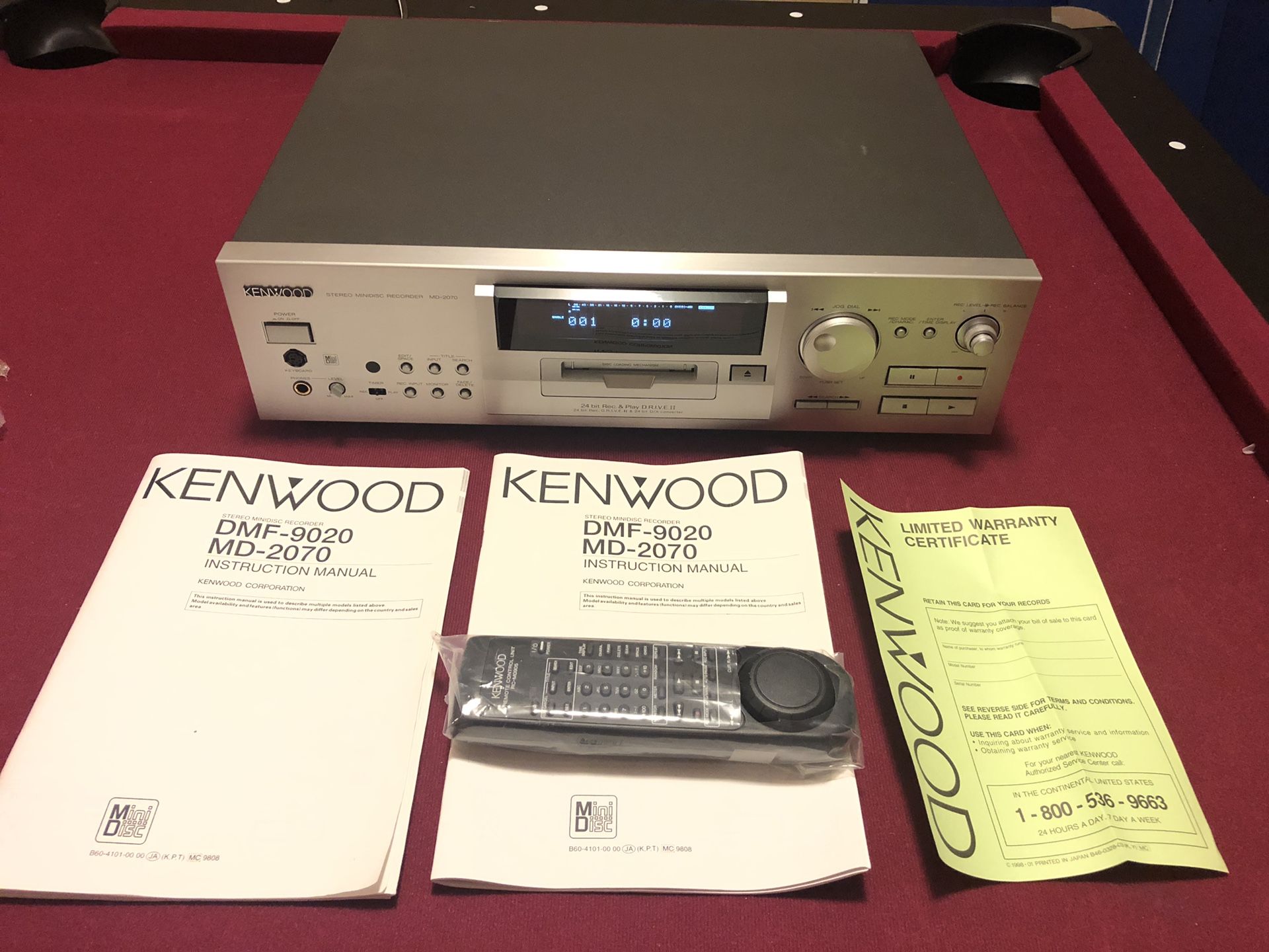 Kenwood Mini Disc recorder. MD-2070