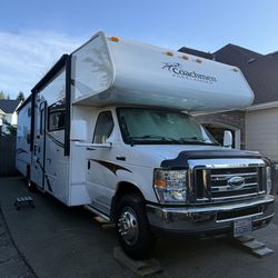 2014 Coachmen Freelander 32BH
