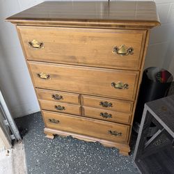Dresser and a entertainment center