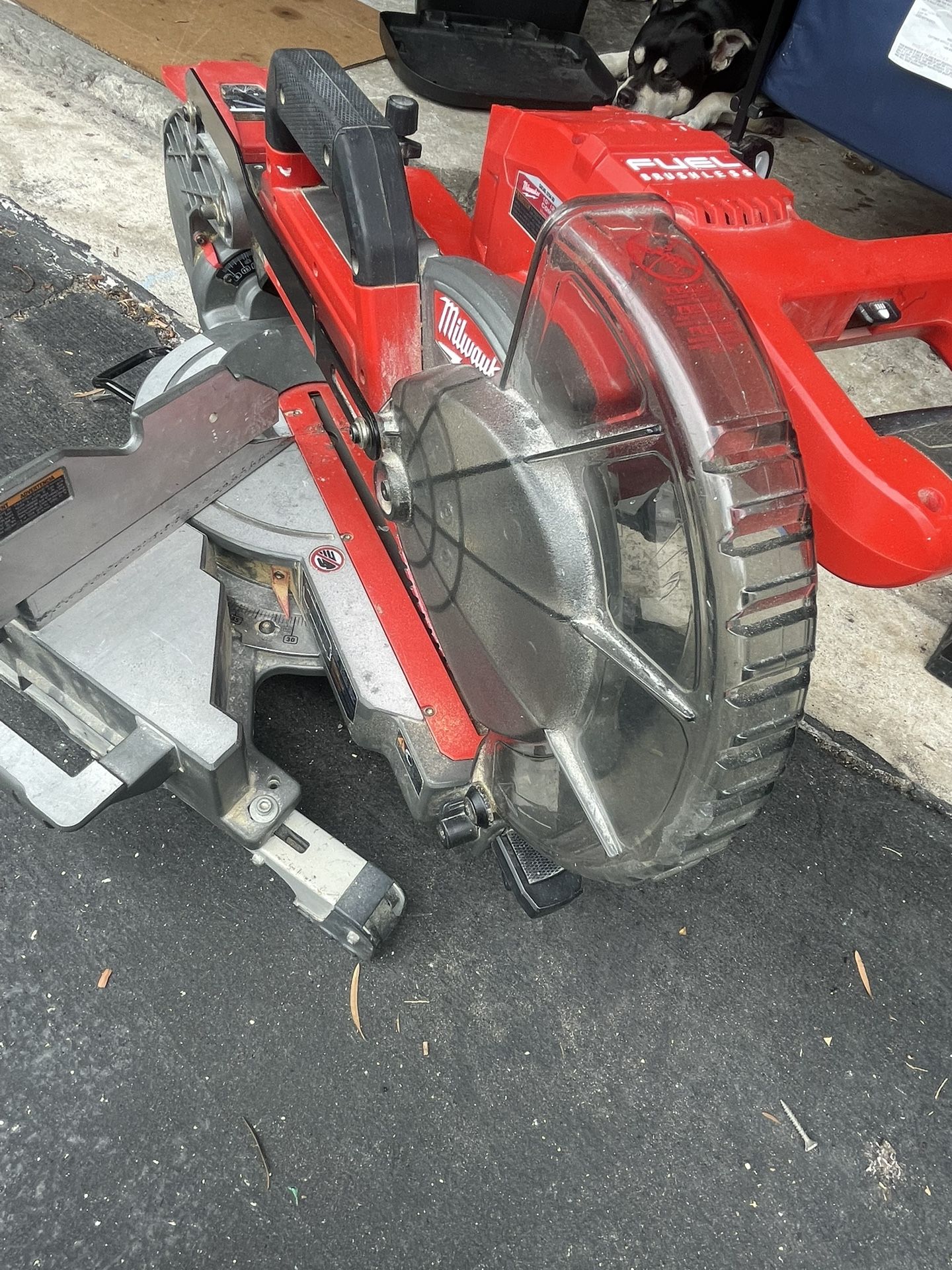Milwaukee Compound Miter Saw 10”