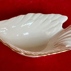 LENOX DOVE BIRD FINE PORCELAIN SMALL CANDY / JEWELRY DISH -- 24K GOLD RIM - Made In USA‼️