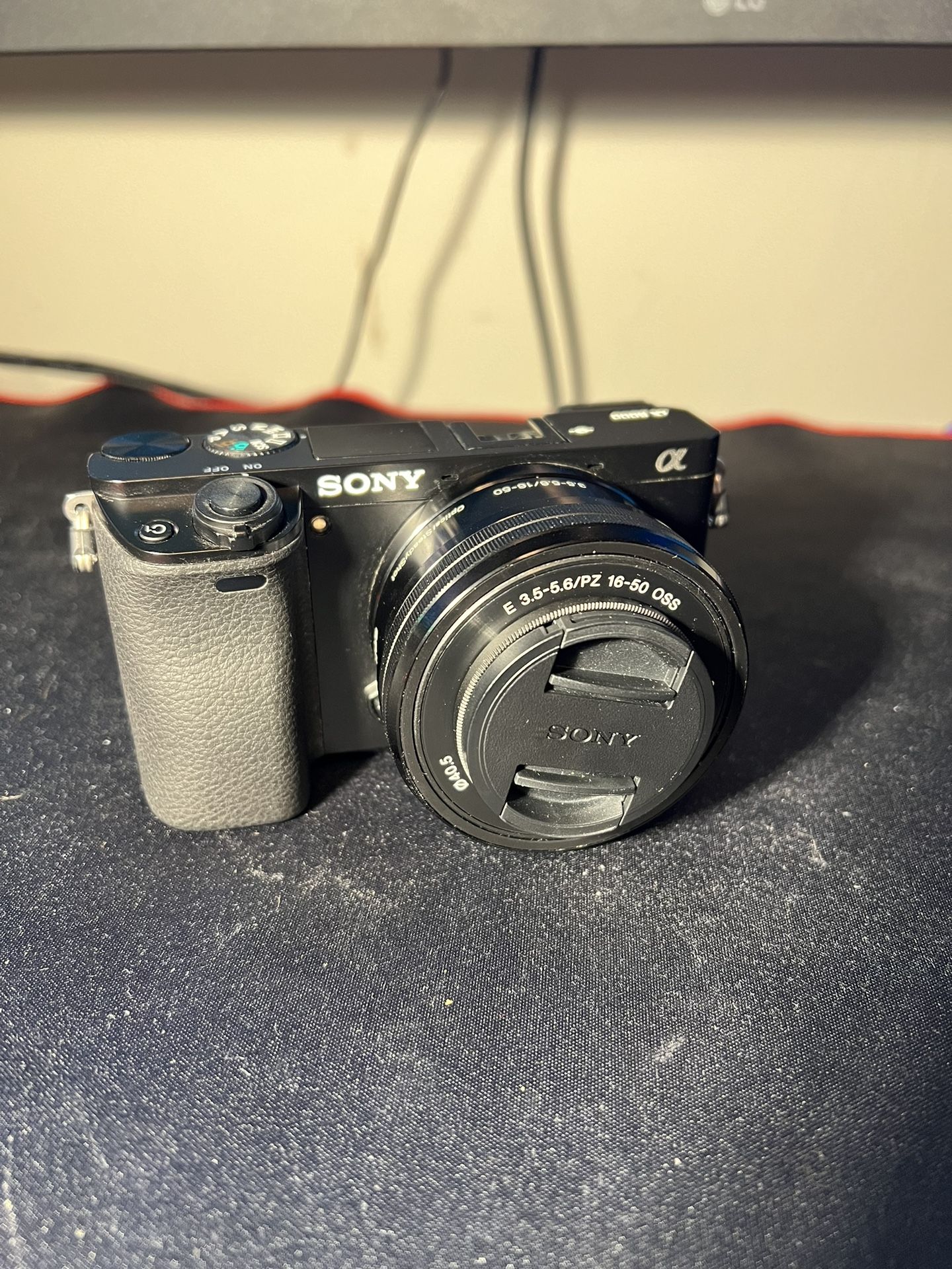 Sony A6000 with Sigma 30mm lense