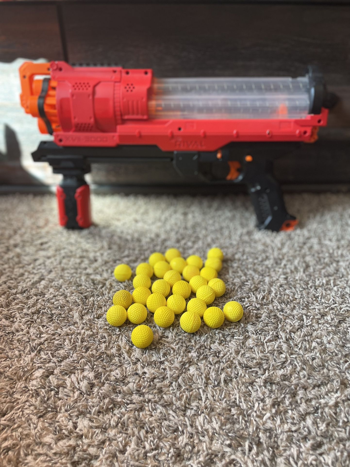 Nerf Rival ARTEMIS XVII-3000 Red W/30 Nerf Balls