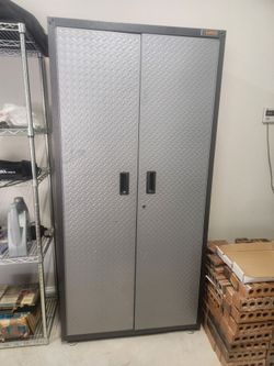 Gladiator Large GearBox freestanding