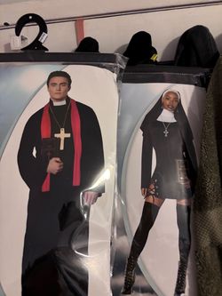 Sinful sister & priest costume NEW