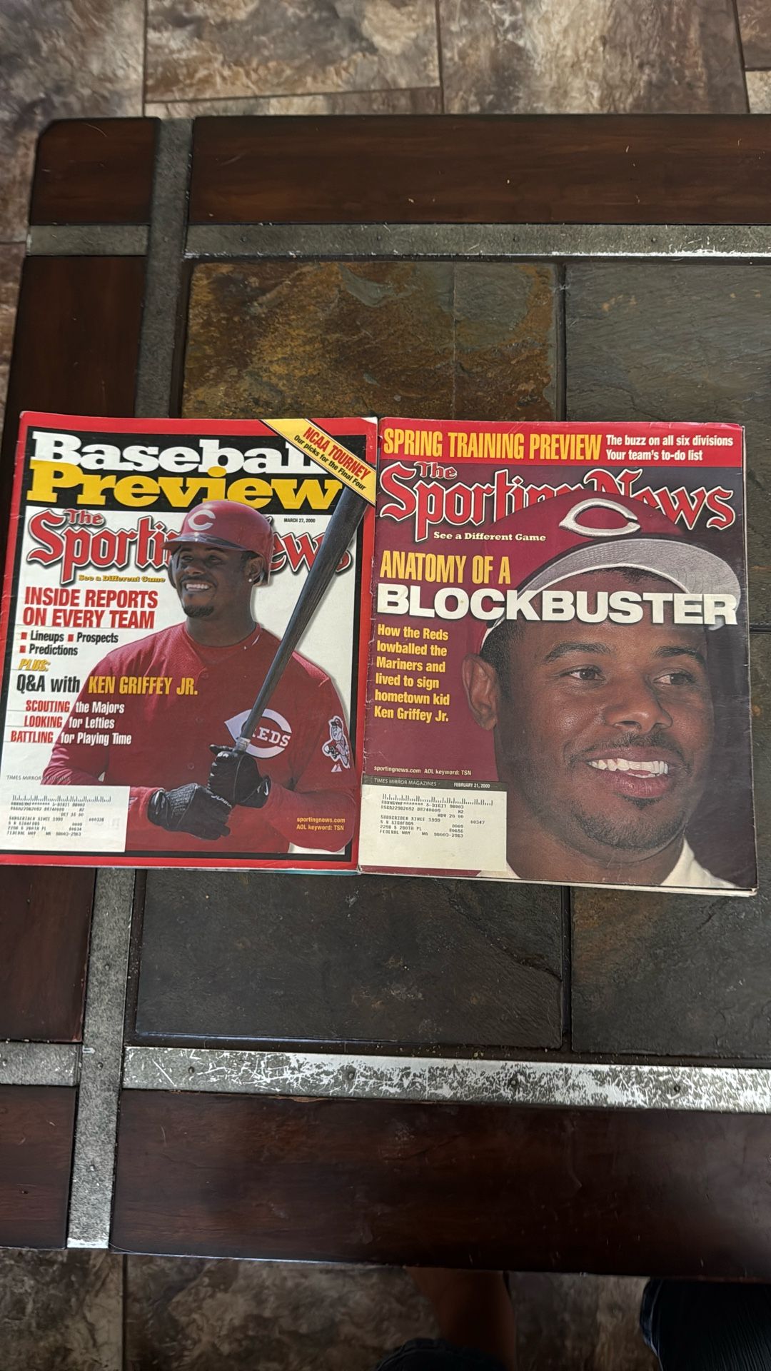 Vintage The sporting news 2000
