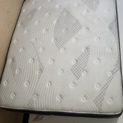 Queen Matress