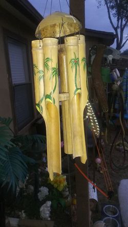 Hawaii wind chimes