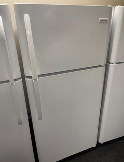 Frigidaire Top Freezer Fridge – White, clean and ready