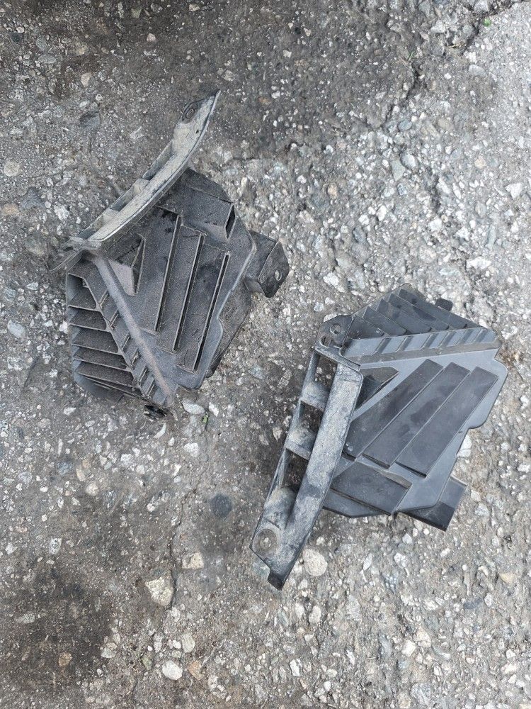 23 Toyota Gr86 Air Duct Cover Left And Right 