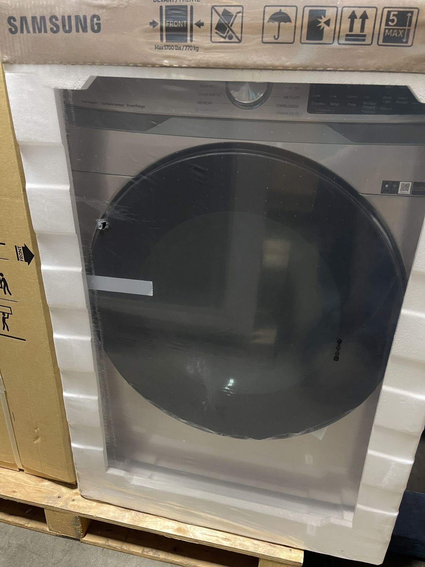 Samsung Gas Dryer & Samsung Range Stove 