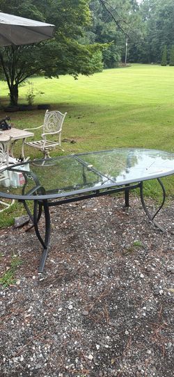 Patio sets. Great condition. 4 available starting @$75