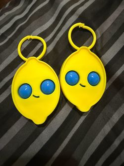 Lot Of 2 Lemma Sonic Kids Meal Wacky Pack Eye Poppin’ Fidget Toys