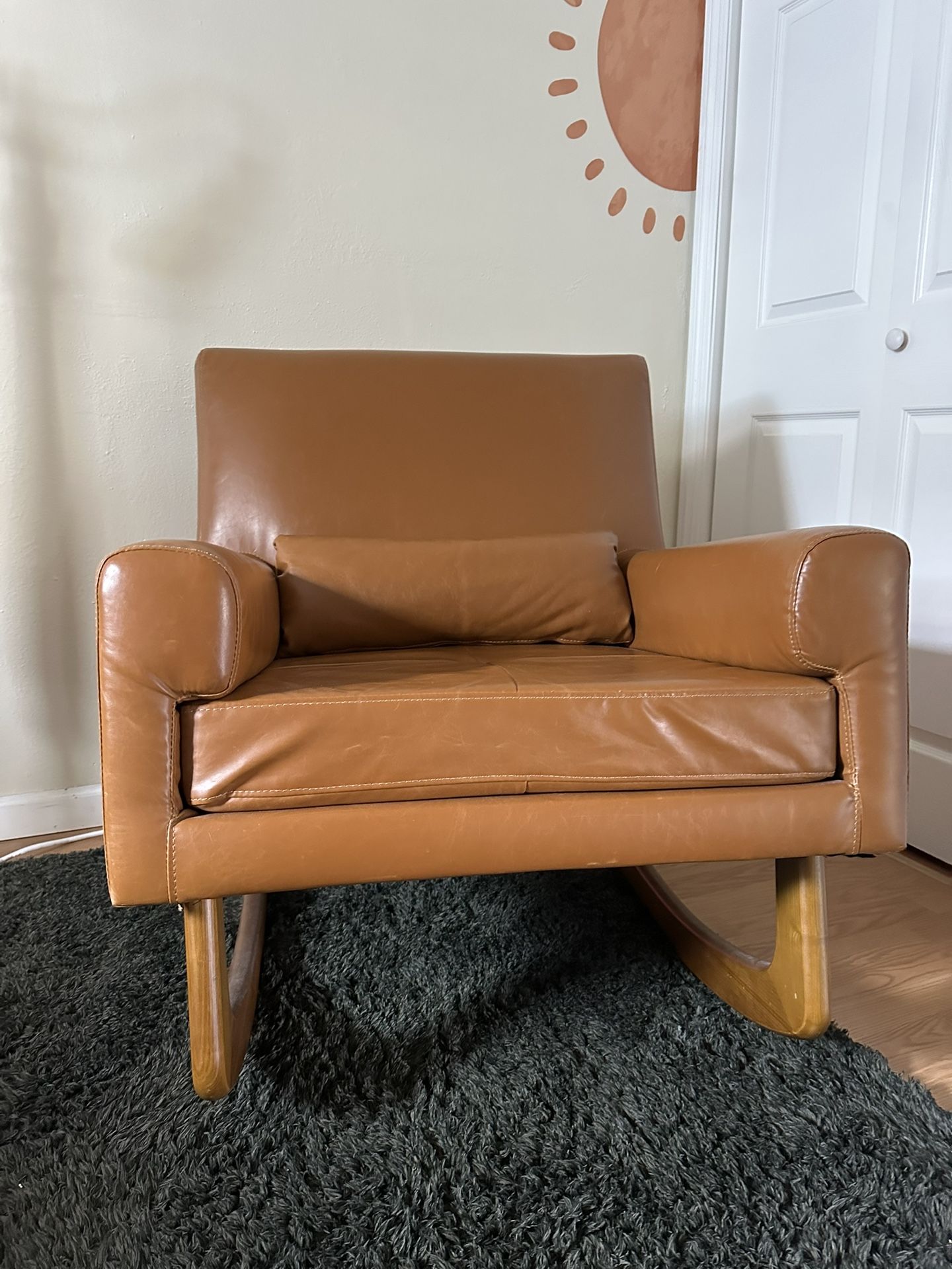 Rocking chair/Nursing chair