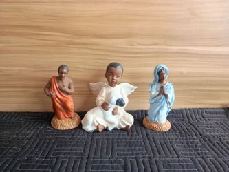 Nativity Scene Figurines - 3 Piece Set