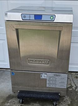HOBART LXEH HIGH TEMP UNDERCOUNTER COMMERCIAL DISHWASHER