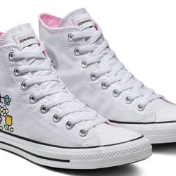 Converse  Hello Kitty Size 4;6,5;7;7,5;8 and 9 $ Each 
