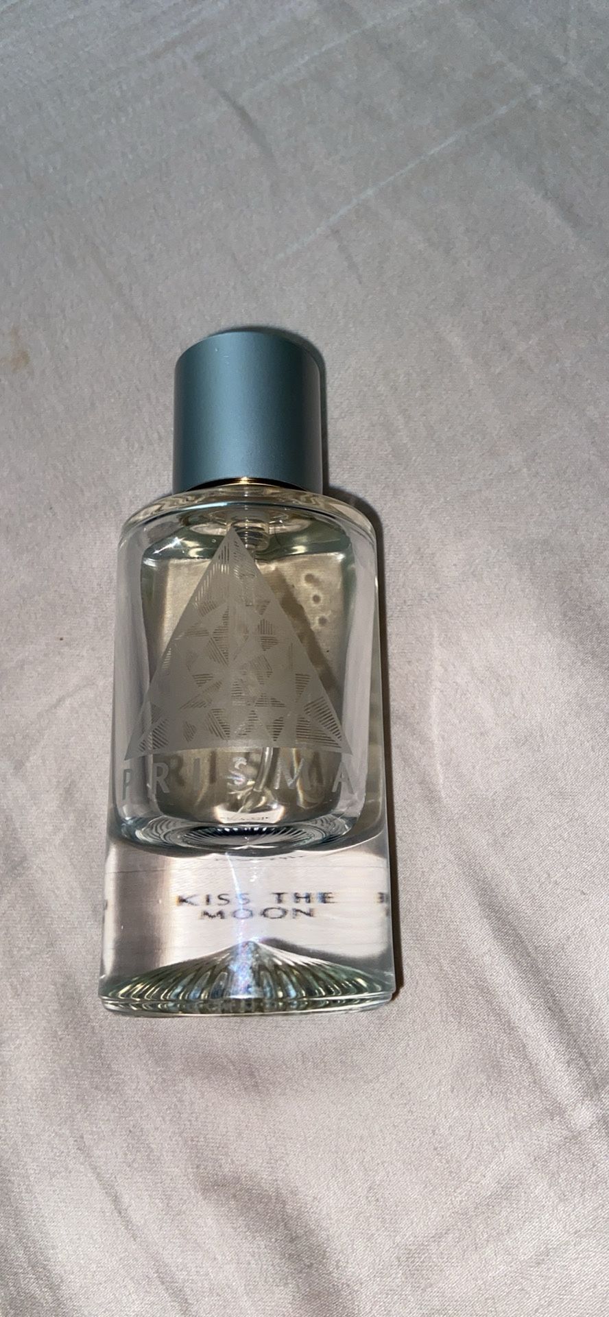 Prisma Kiss The Moon