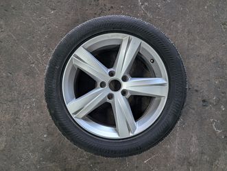 Wheel Rim 17 w Tire 21555 R17 2015 Volkswagen Passat 561601025A8Z8 2014 -2017 (V2539)