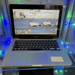 MacBook Pro 2012 8gb ram  500gb hdd MacOS Catalina 10.15.7. Nothing wrong.