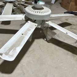 Ceiling Fan With Light Fixtures