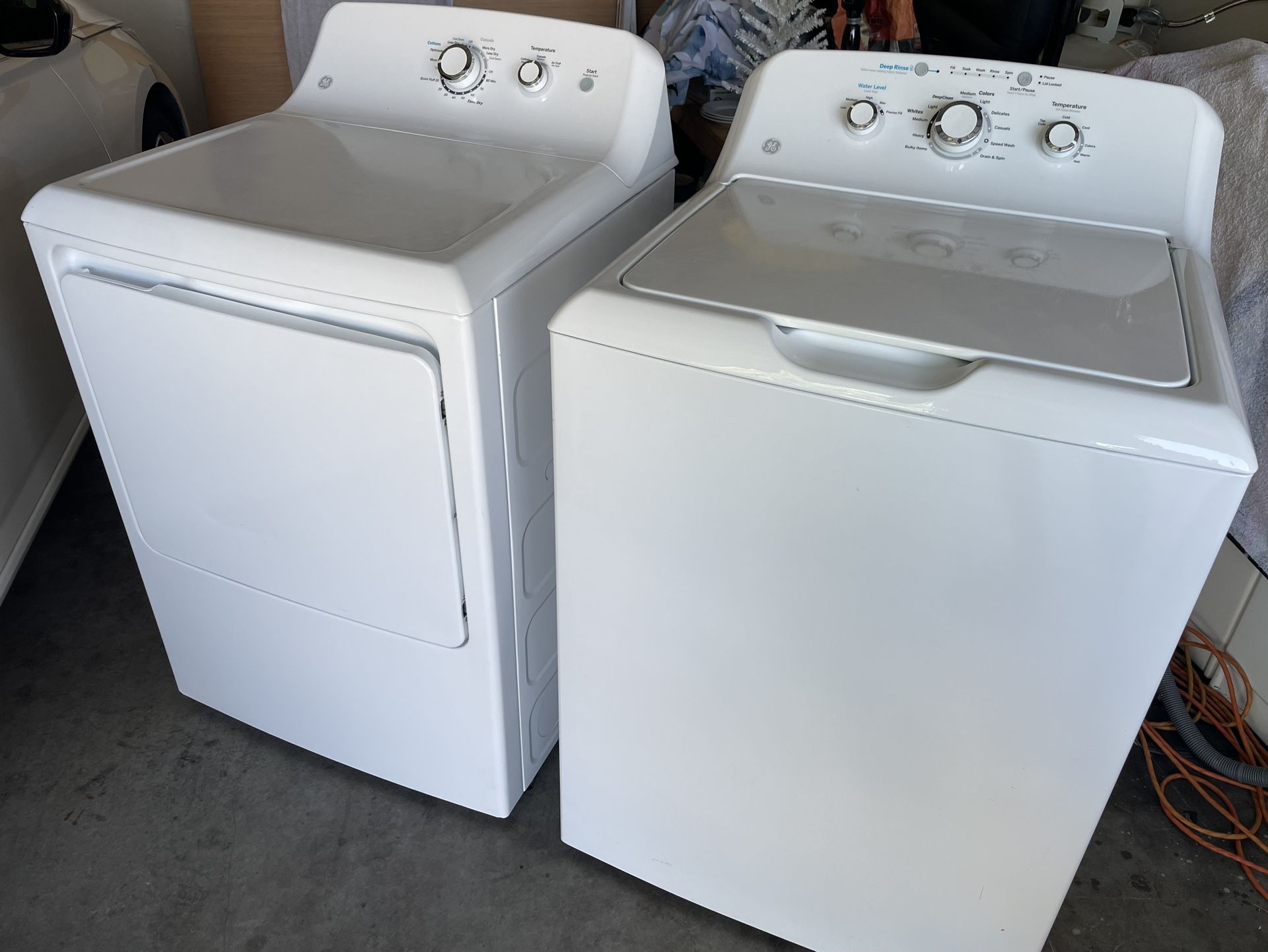 2022 General Electric Washer And Dryer, Used - Like New