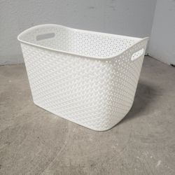 White Plastic Storage Basket with Lid