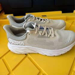 Men’s HOKAS