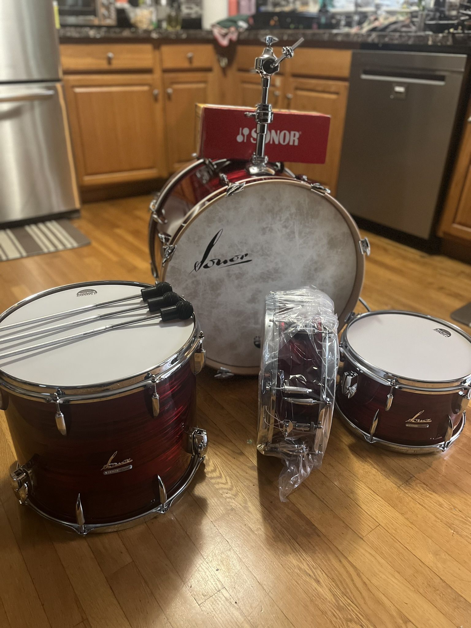 New Sonor Vintage Series Kit w/ mount - $3,149