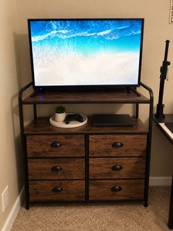 🏡 Rustic Bedroom Furniture Set – $225 OBO