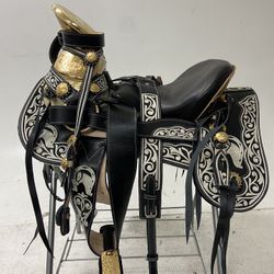 Nueva Montura Charra Super Pitiada Original Con Herrage Y Fuste Chapeado En Oro