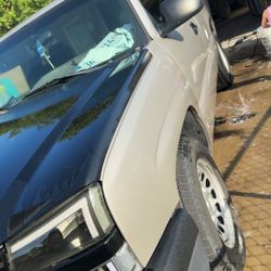 04 Chevy Silverado 