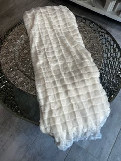 Decor Throw