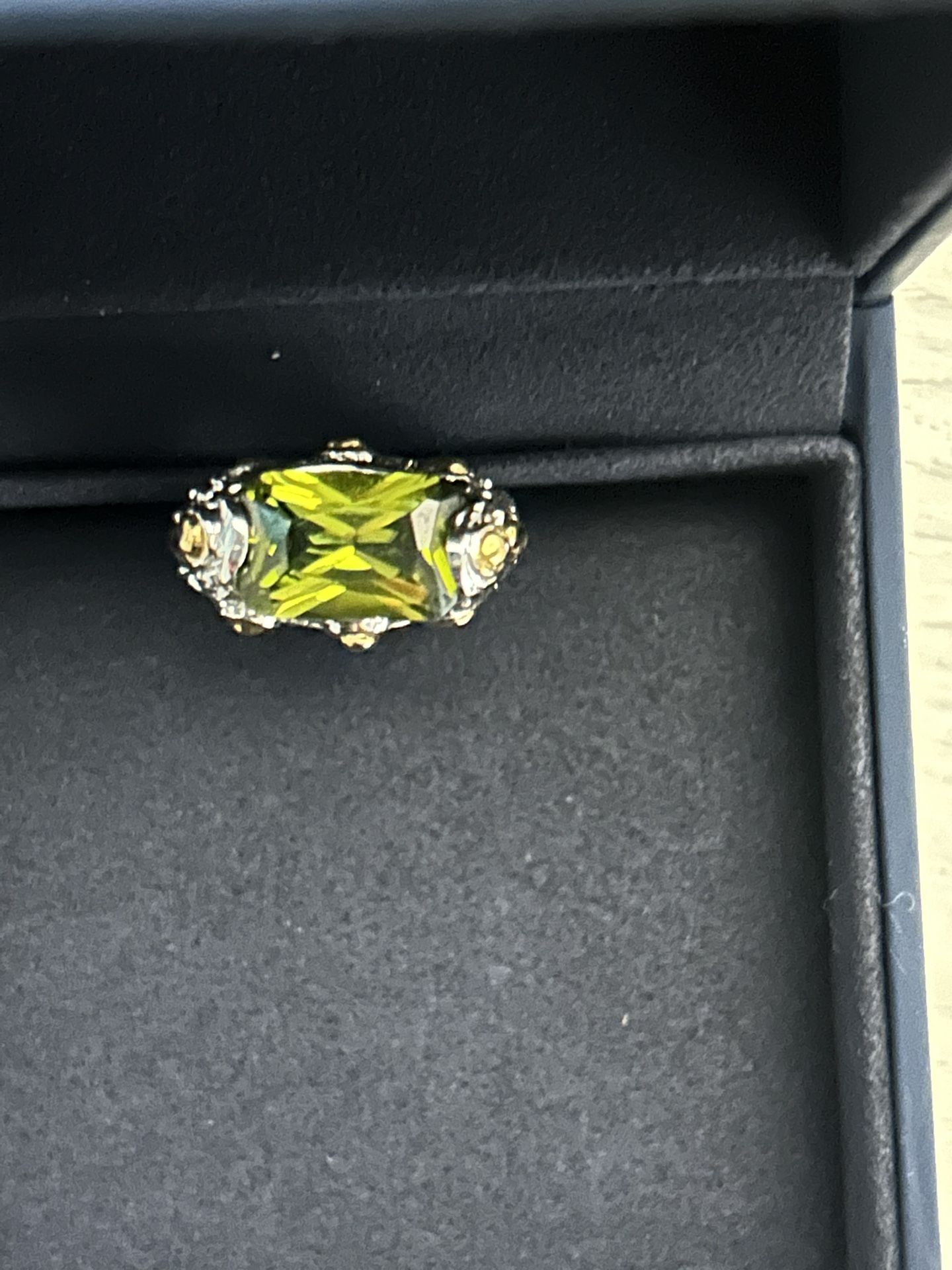 Baguette Peridot Antiqued Filigree Ring